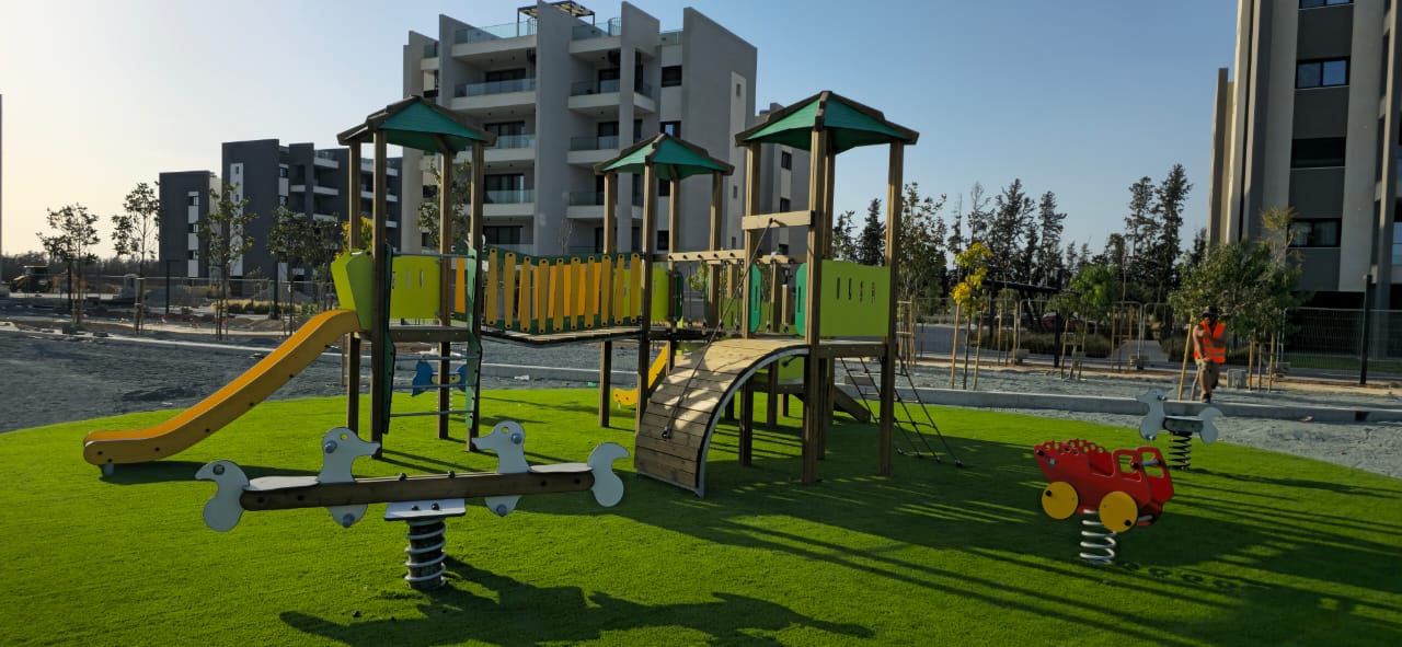 Cyprus Cherry O infill Grass Projet